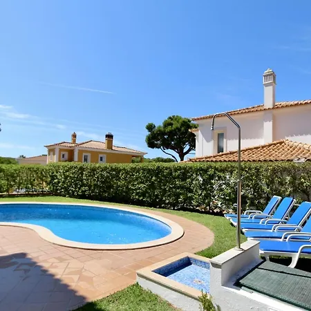 فيلة Bolivia-cleverdetails